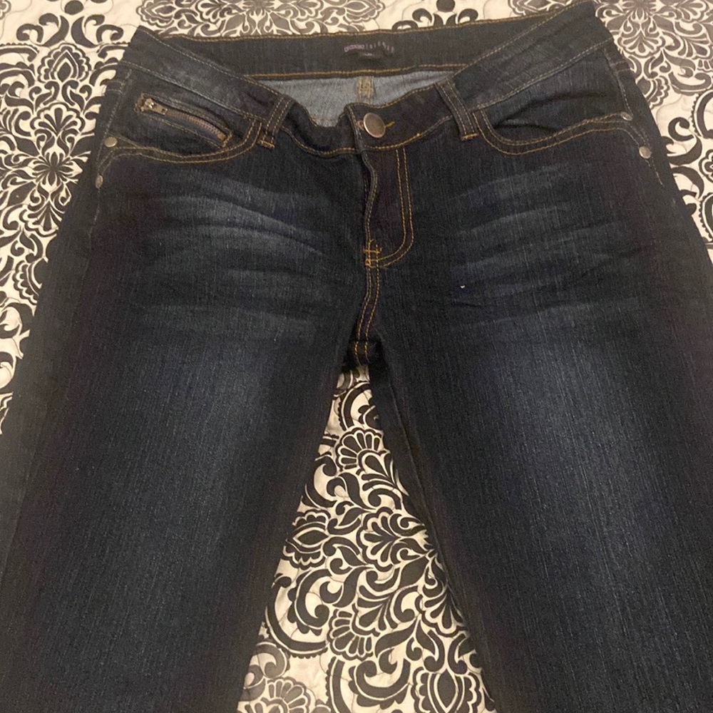 Juniors Vintage Jeans